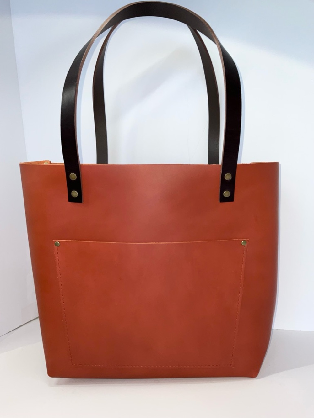 Portland Leather Large Classic Tote in Clownfish-NEW